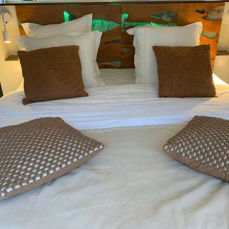 2 A 2 Hotel Montelimar Bagian luar foto